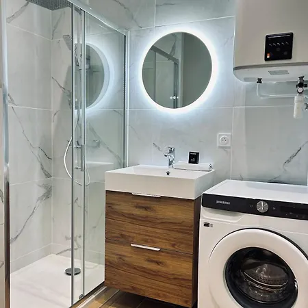 Apartment 1 Lenoir Cocon Romantique Avec Jacuzzi Au Centre Reims