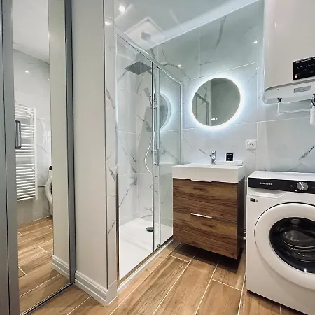 Apartment 1 Lenoir Cocon Romantique Avec Jacuzzi Au Centre Reims